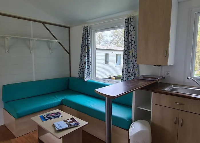 אתר קמפינג Mobil Avec Terrasse - 3 - - Api-1-52-1031